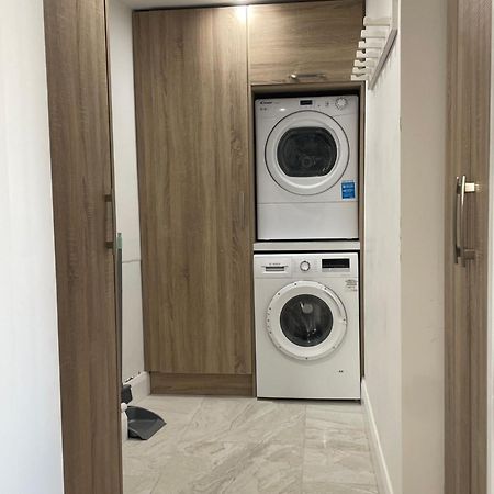 شقة The Meadows Hideaway دولين المظهر الخارجي الصورة