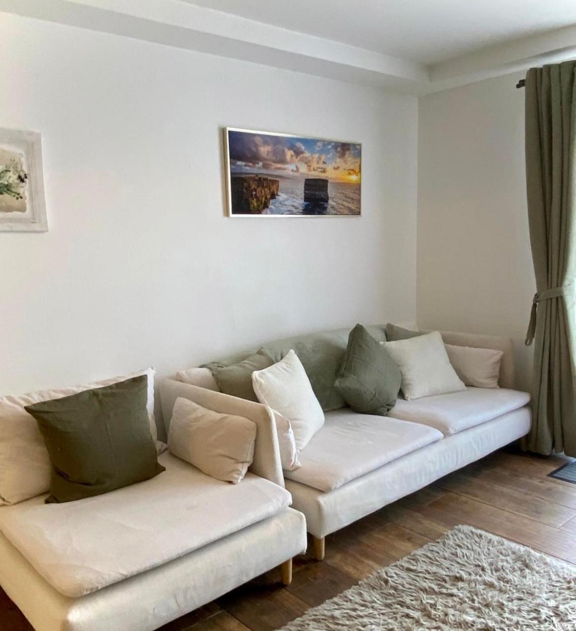 شقة The Meadows Hideaway دولين المظهر الخارجي الصورة